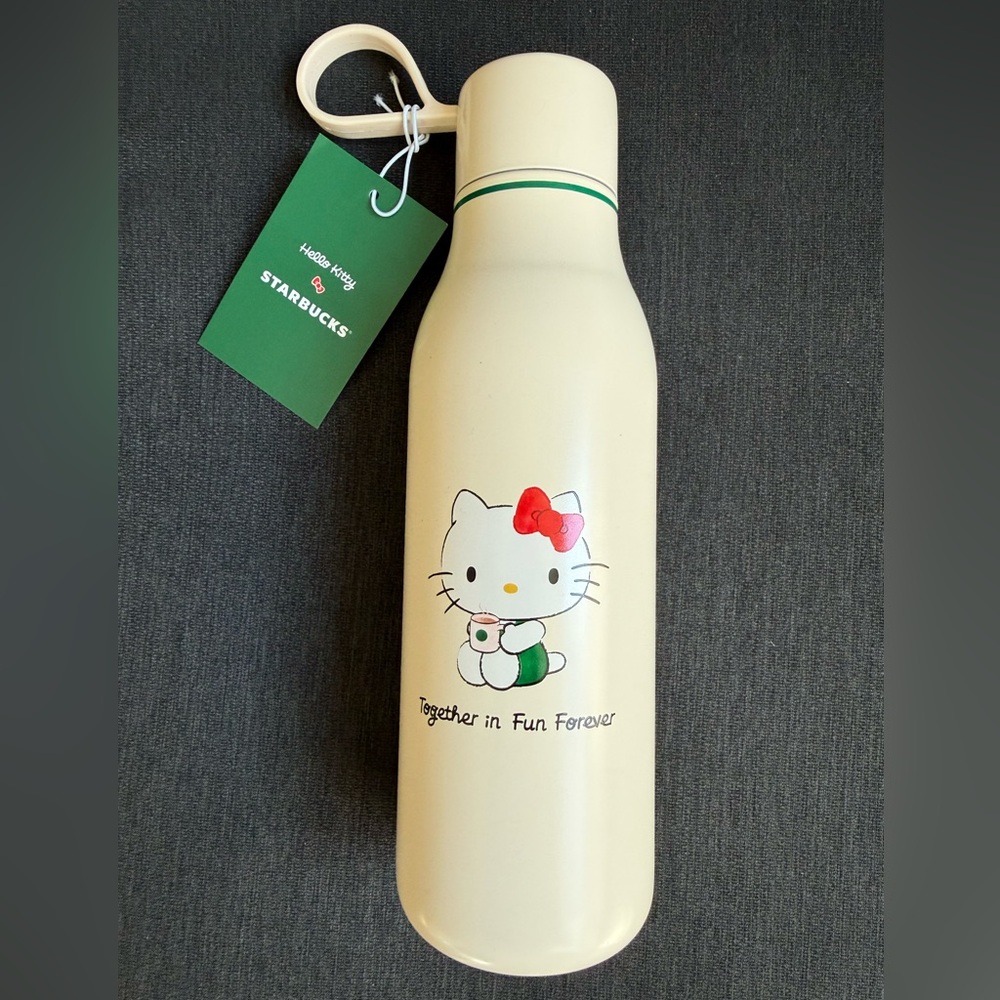NWT Starbucks x Hello Kitty 20 oz. Stainless Steel Water Bottle